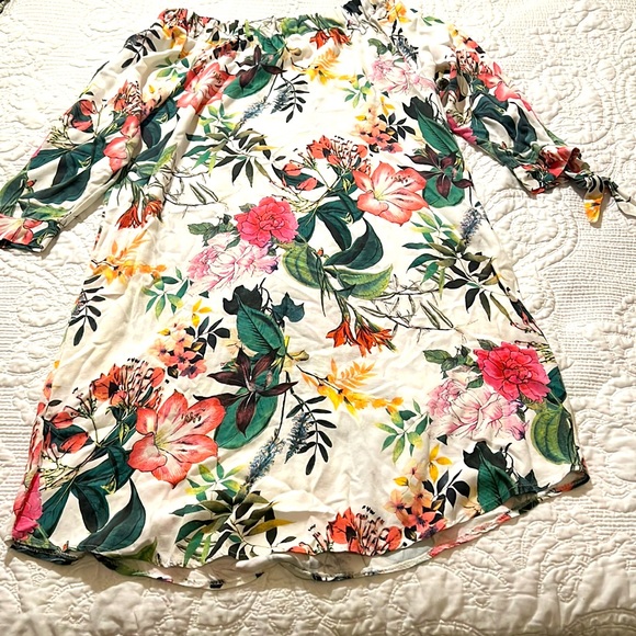 Beautiful Tropical Italian Dress - Picture 1 of 5
